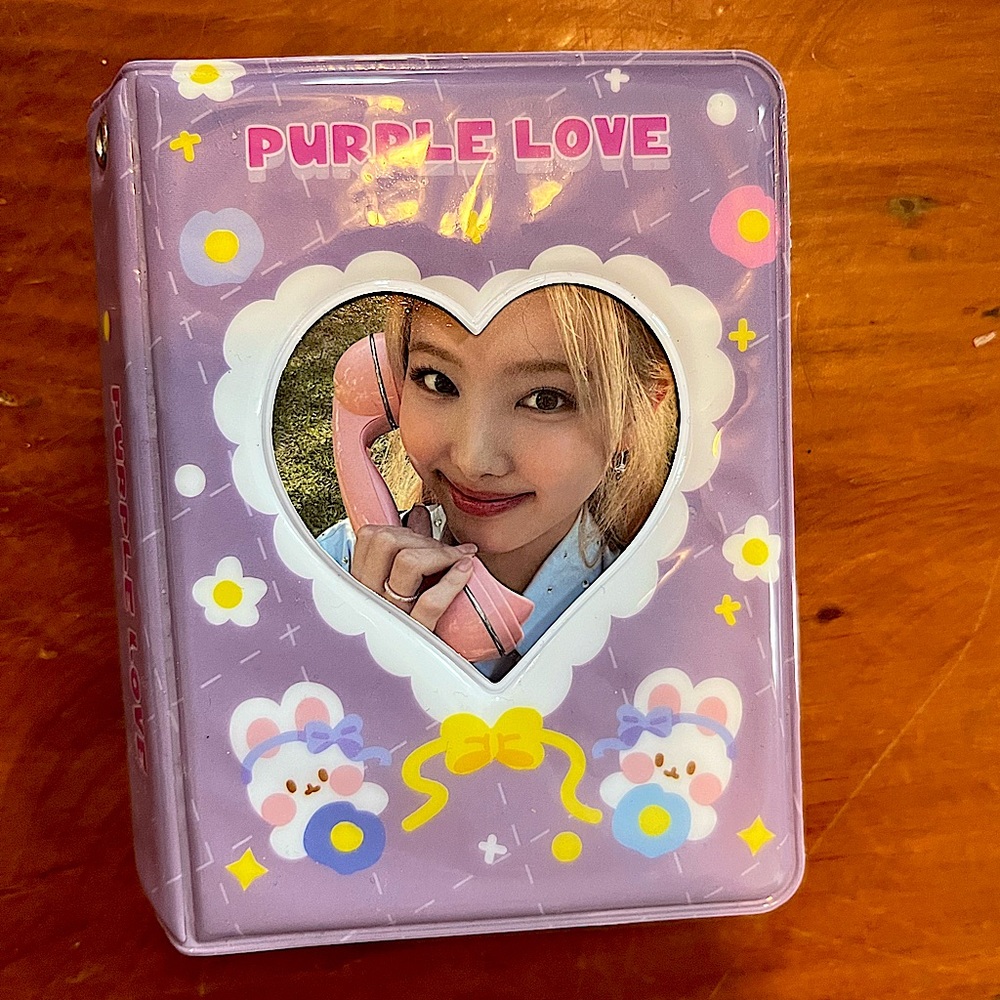 Aesthetic Kpop photocard book (HOLDS 40 PHOTOCARDS) size: 4 x 3 in. color: lilac